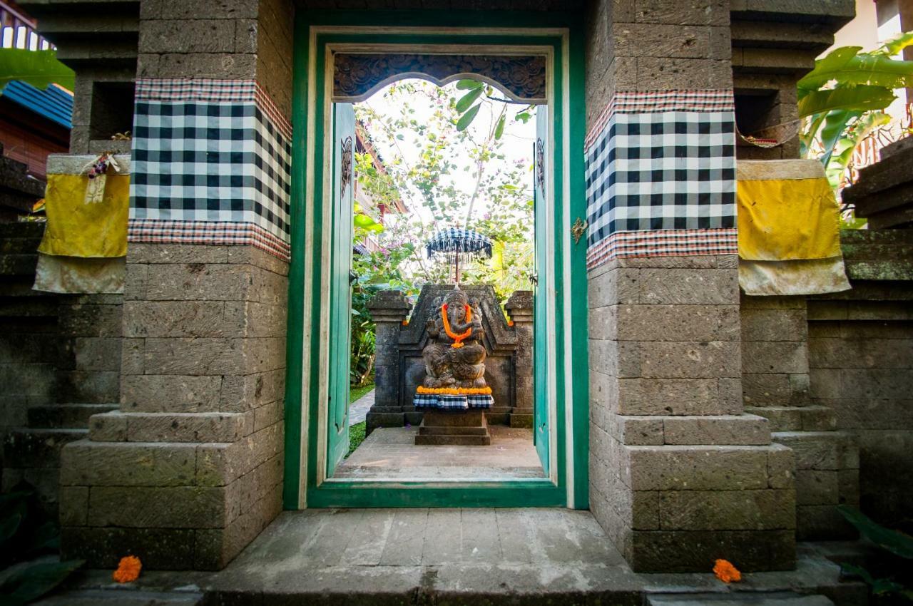 Flamboyant Villa Ubud Екстер'єр фото